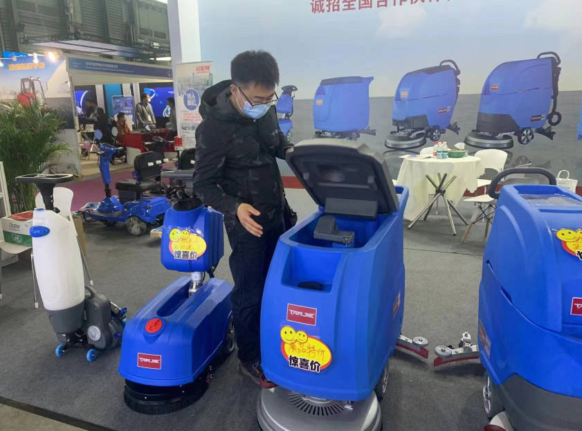 津南坦洁洗地机公司致力于电动洗地机的生产、销售和服务百家